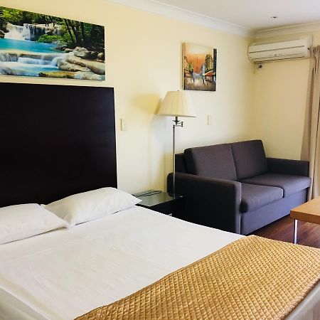 בריסביין Centenary Motor Inn מראה חיצוני תמונה