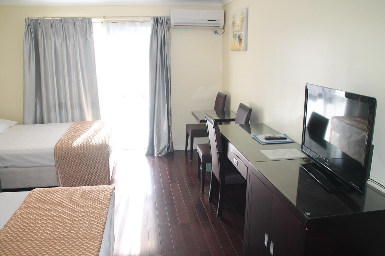 בריסביין Centenary Motor Inn מראה חיצוני תמונה